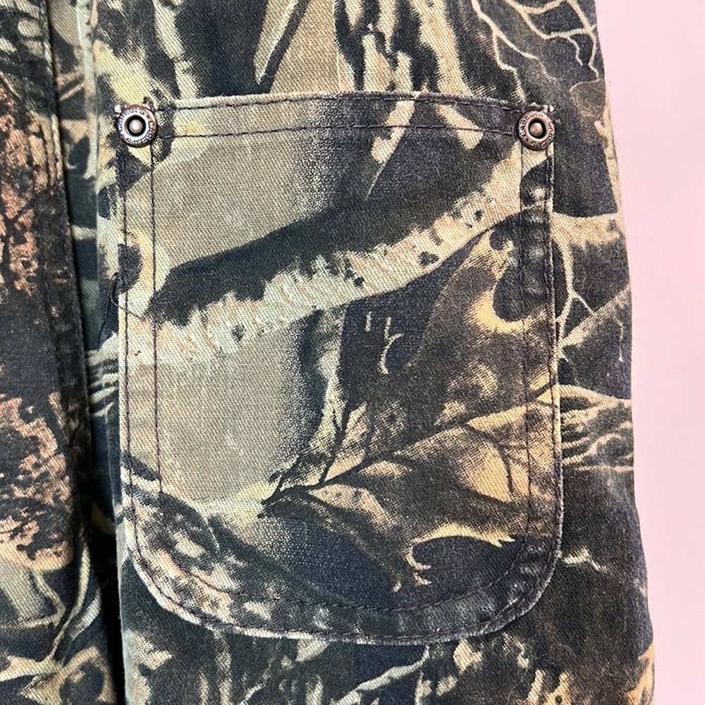 Cabelas - seclusion 3D, camo/hunting bib overalls - Picture 6 of 9